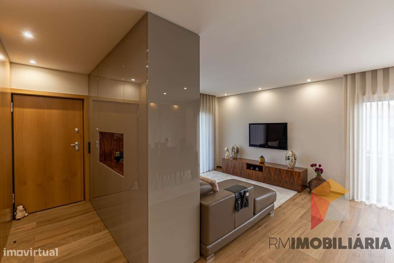 Moradia T3 em São Pedro da Cova - Grande imagem: 4/60