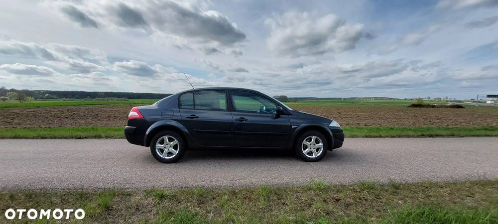 Renault Megane - 9