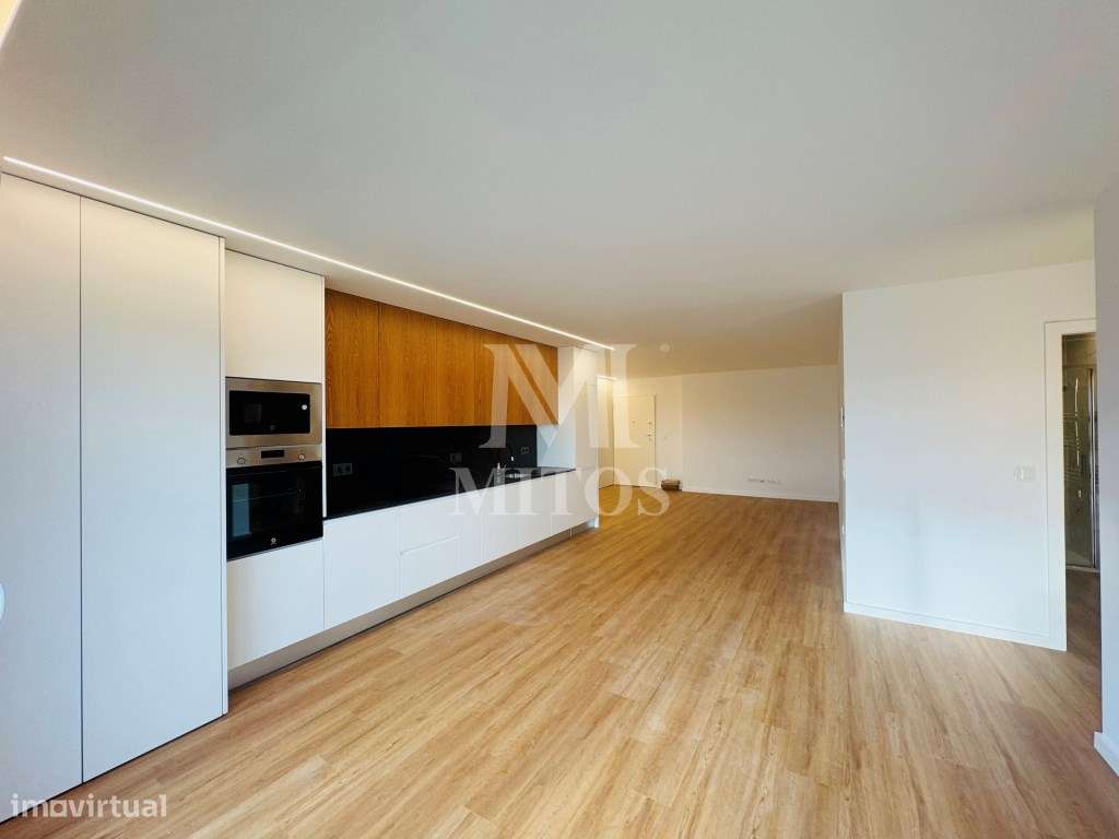 Apartamento T2 para arrendamento em Santa Marta de Portuzelo - Grande imagem: 2/16