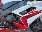 Yamaha R1 - 22