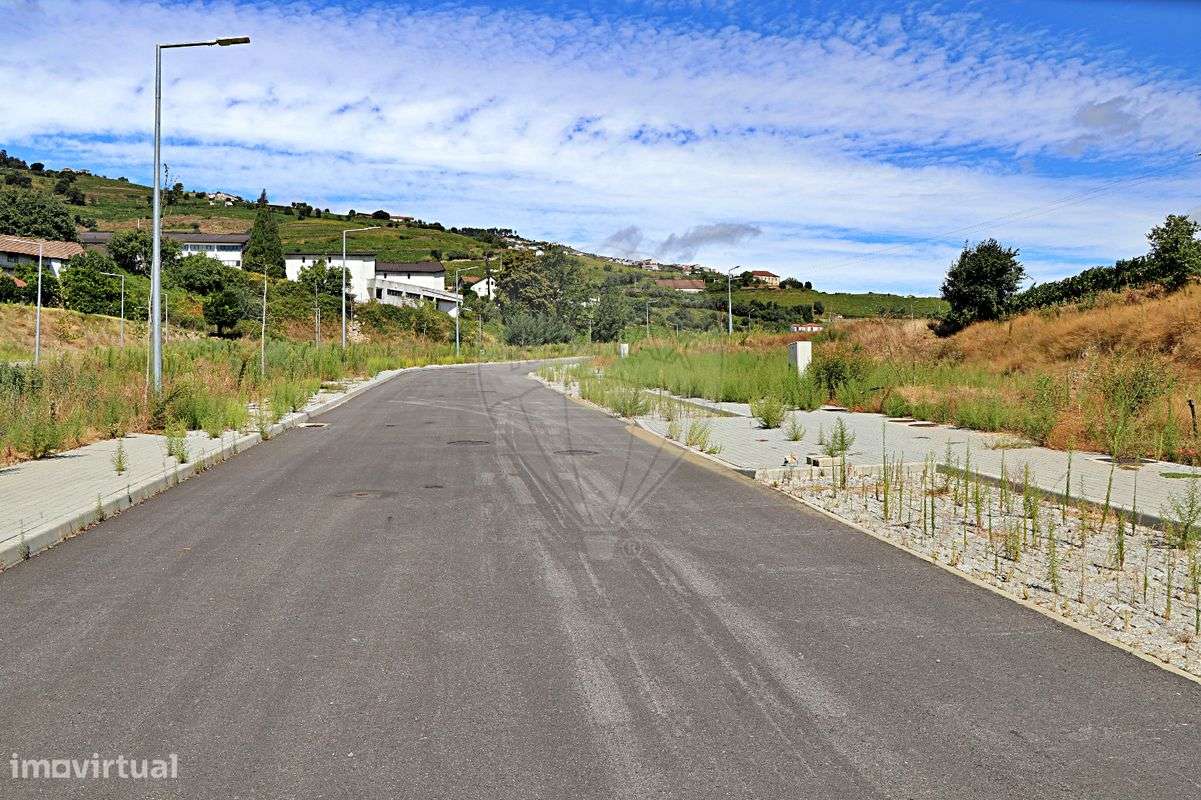 Terreno  para venda - Grande imagem: 2/14