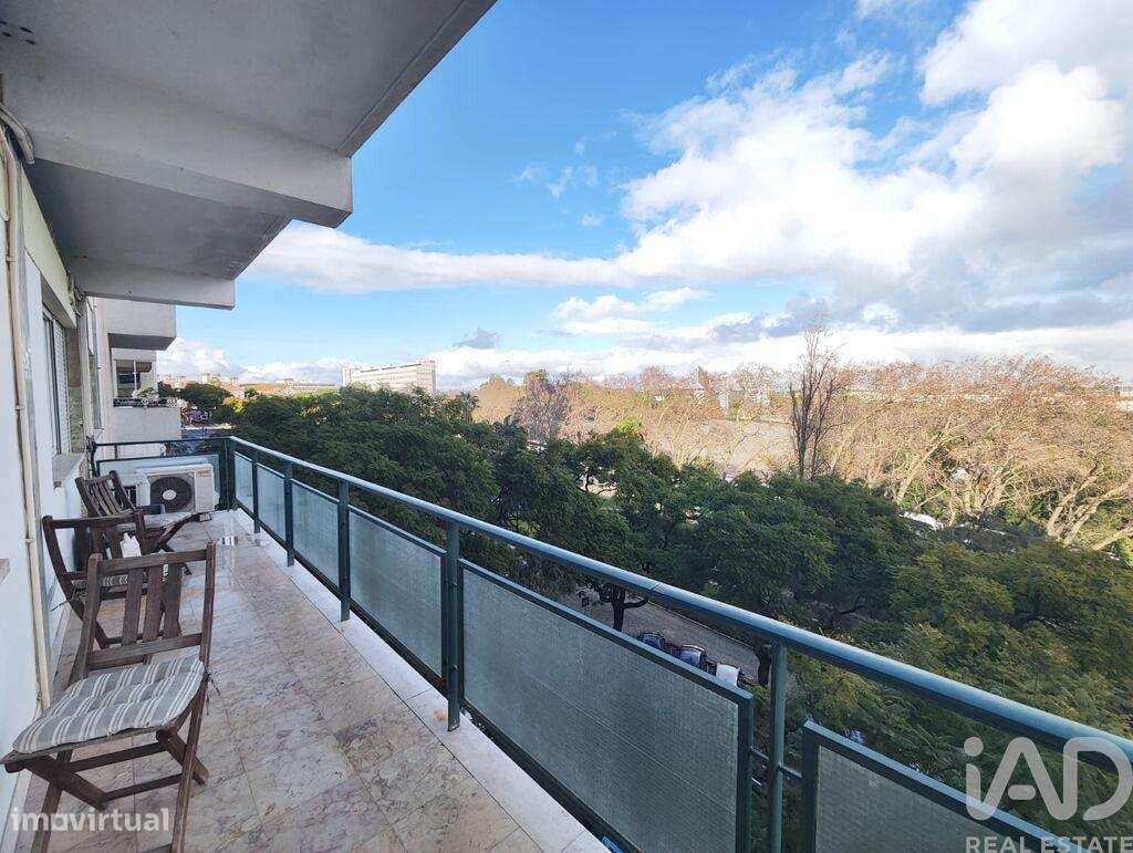 Apartamento T4 em Avenidas Novas de 225,00 m2 - Grande imagem: 2/29