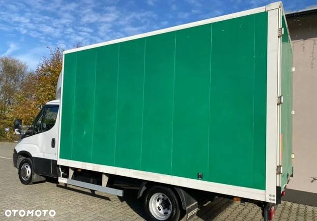 Iveco Daily 35 C15 Kontener 4.4m - 5