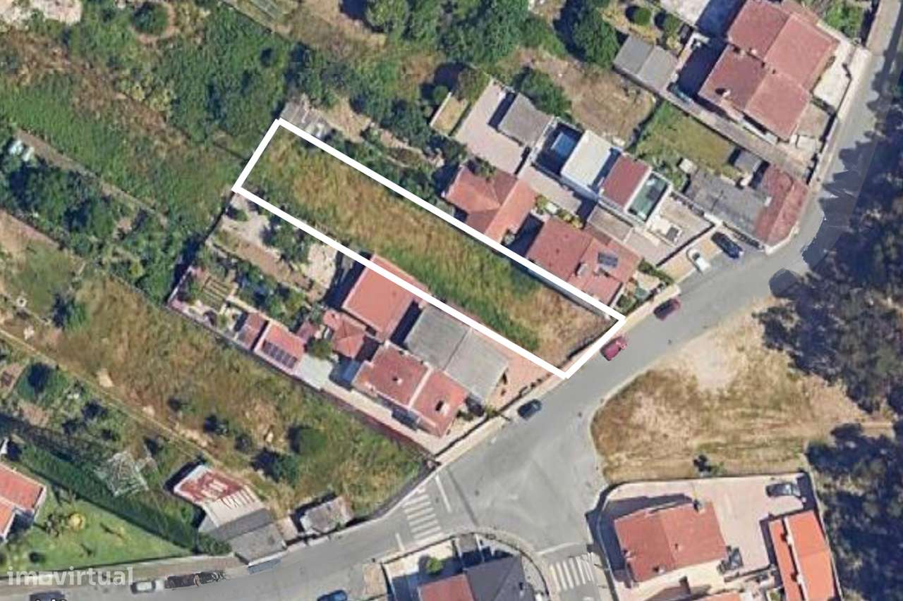 Terreno para construção com 613m² em Ermesinde, Valongo-0