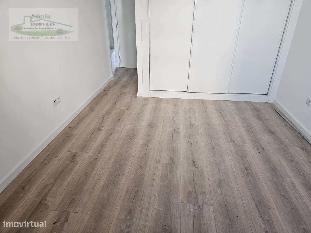 APARTAMENTO T3 EM MASSAMÁ PARA VENDA - Grande imagem: 5/16