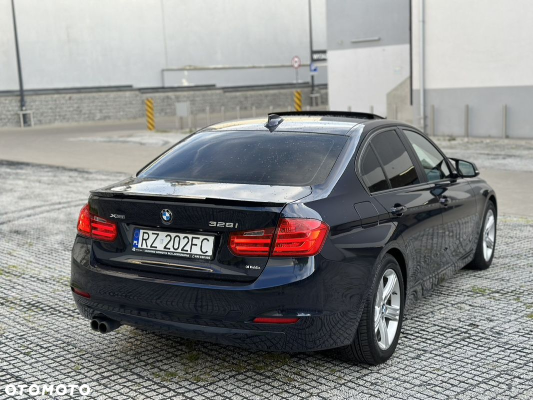 BMW Seria 3 - 12