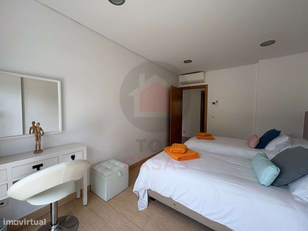 Moradia Contemporânea de Luxo com Vista Deslumbrante sobre a Lagoa ...-18