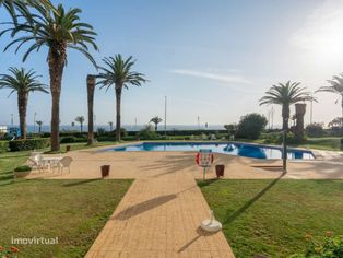 Apartamento T5 com vista mar para arrendamento em São Pedro do Estoril - Grande imagem: 2/57