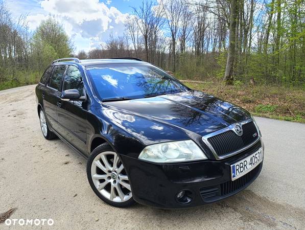 Skoda Octavia Combi 2.0 TDI CR DPF RS - 6