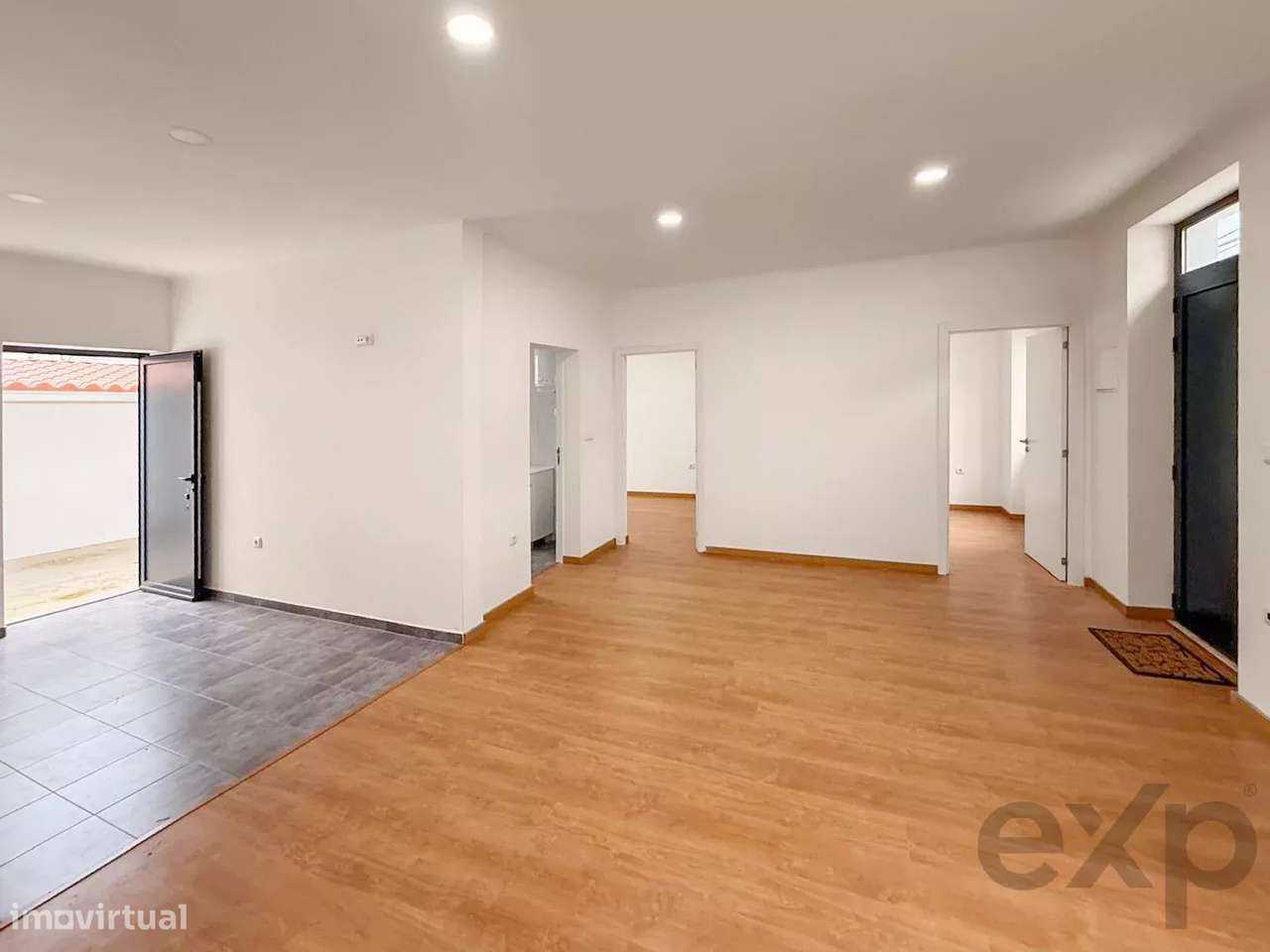 Moradia geminada a estrear no centro da cidade de Anadia - Grande imagem: 5/25