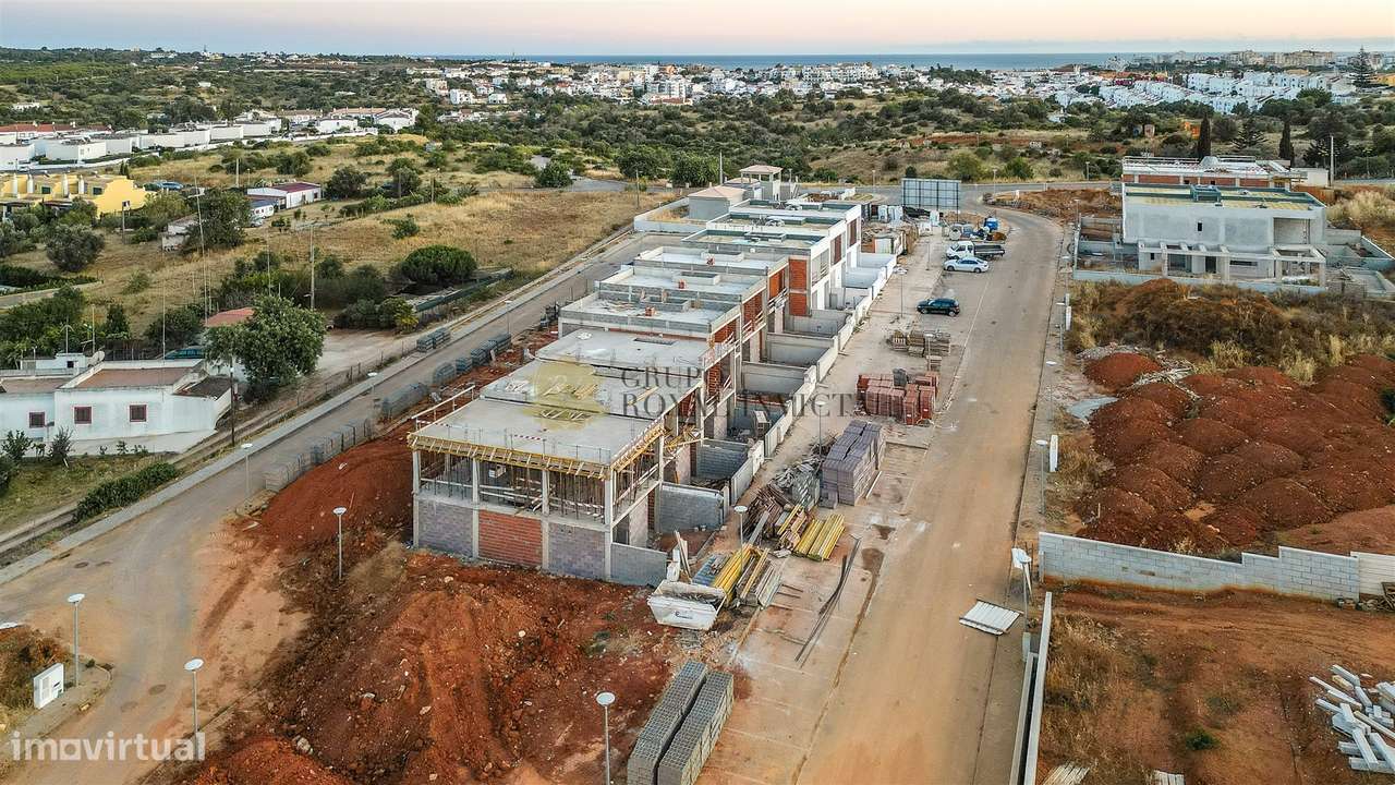 MORADIA V4 DE LUXO – PISCINA & JARDIM PRIVADO | FERRAGUDO - ALGARVE-9