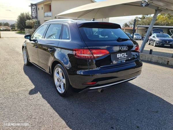 Audi A3 Sportback 30 TFSI Sport - 4