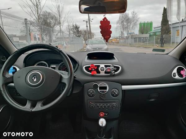 Renault Clio 1.6 16V Dynamique - 6