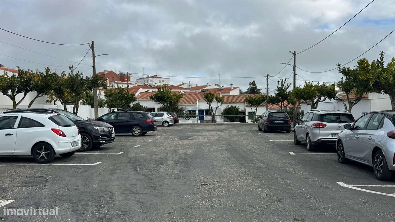Moradia T2 com logradouro, anexo, terraço e garagem, Castro Verde-27