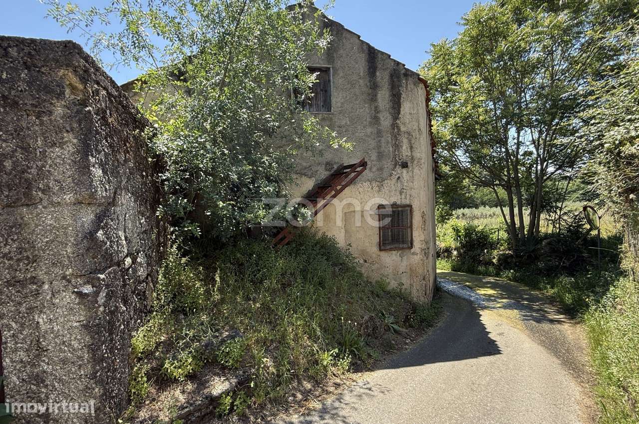 Quinta com lagar e moagem| Teixoso, Covilhã-11