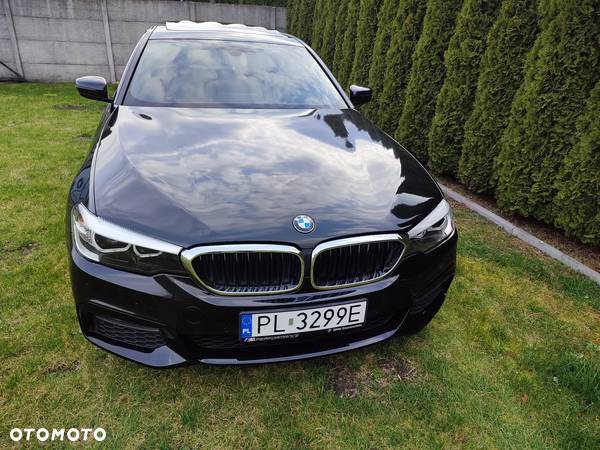 BMW Seria 5 530i GPF Luxury Line sport - 10