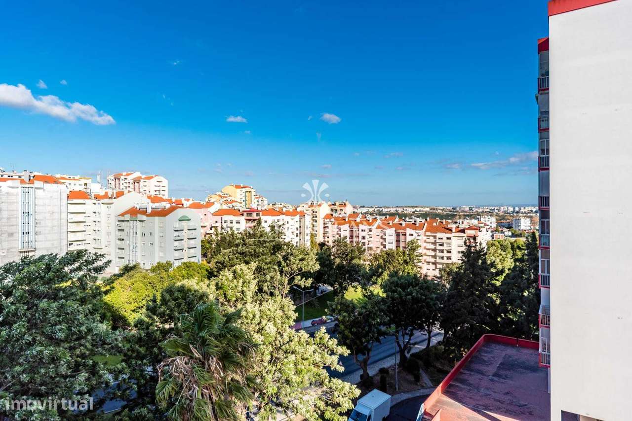 Apartamento T3 Remodelado à Venda em Bons Dias - Ramada, Odivelas-19