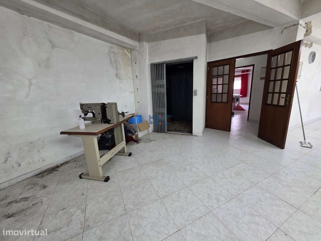 Prédio para converter em apartamentos-12