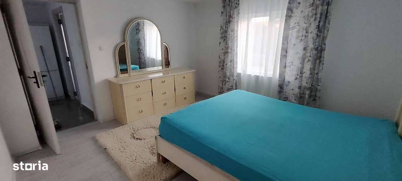 De inchiriat casa in Roman, zona Liceului 2, mobilata și utilata - Imagine principală: 3/9