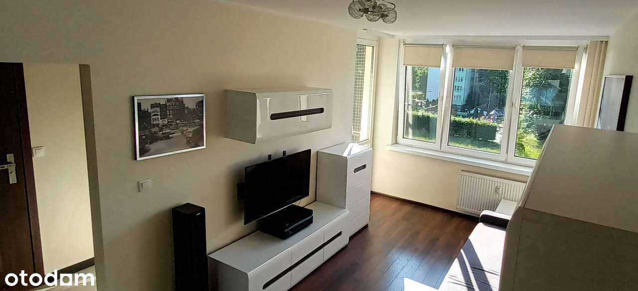 Przestronna kawalerka z balkonem ul. Góry Chełmskiej - Prywatnie - Pełny obrazek: 2/10