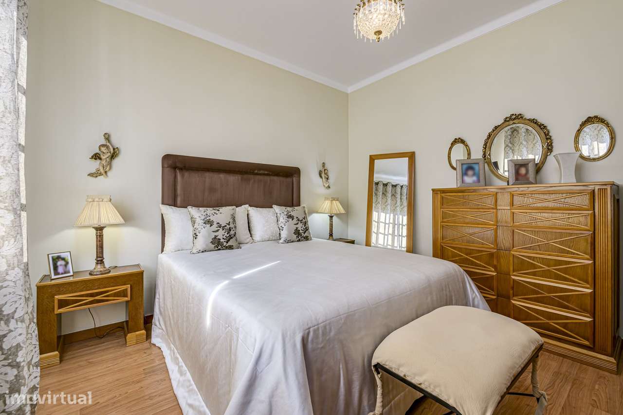 Moradia T2+1, c/ Garagem, Bairro do Areias – Montijo-37