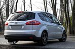 Ford S-Max - 16