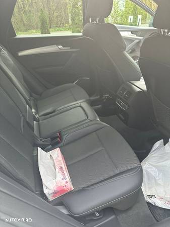 Audi Q5 40 TDI quattro S tronic S line - 28