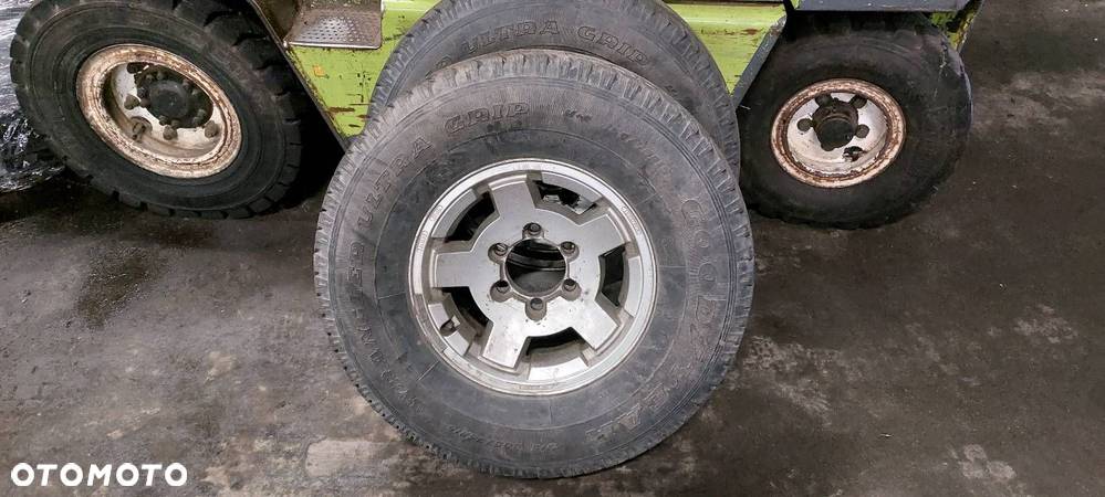 HASLBECK 7JX15 ET15 TOYOTA ISUZU GOODYEAR WRANGLER ULTRA GRIP 255/75R15 - 1