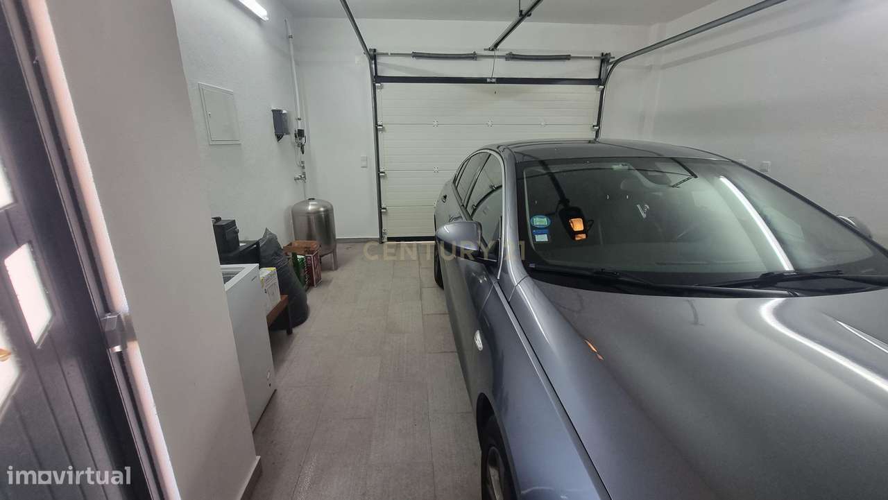 Moradia isolada T4 Jardins de Santiago - Setúbal-35