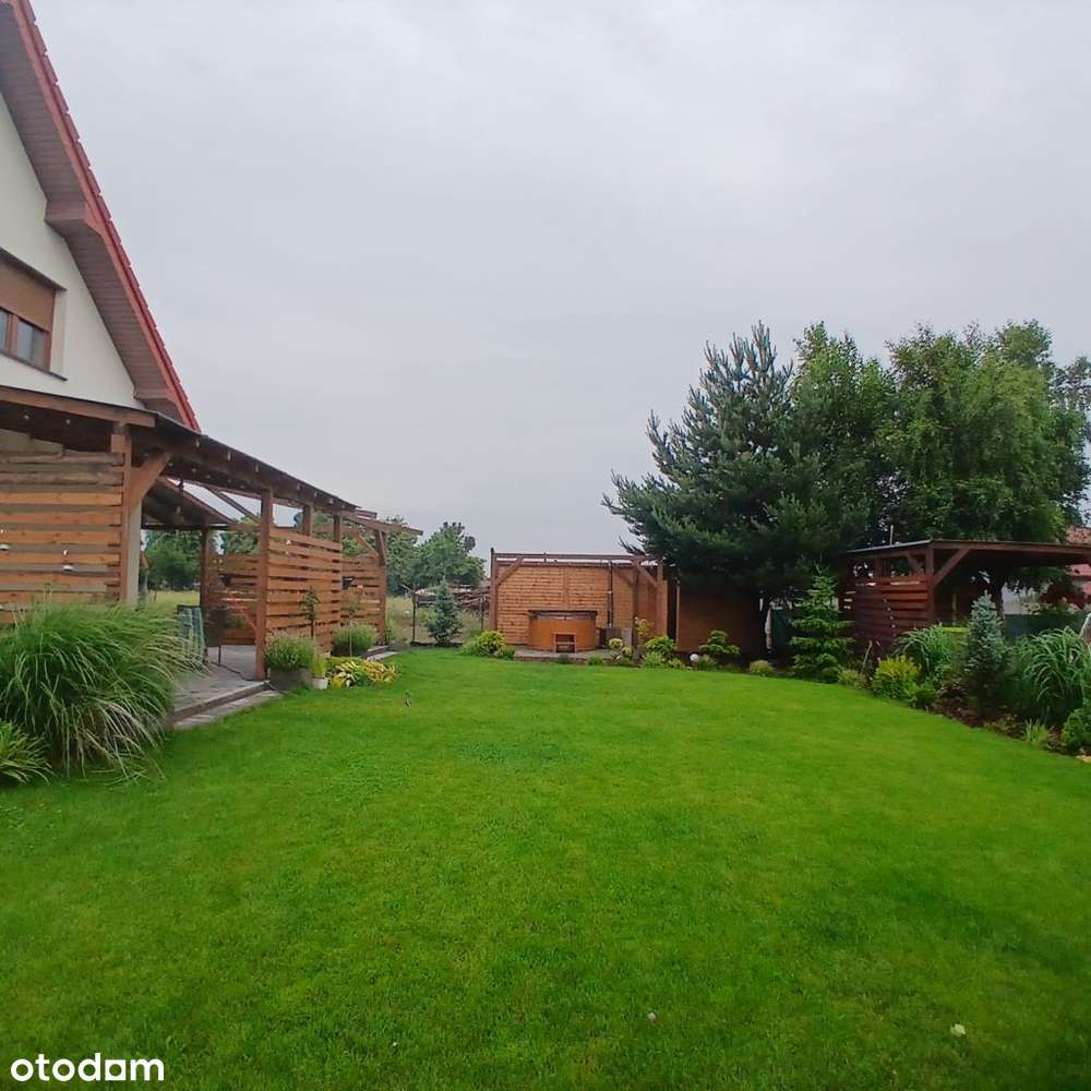 Dom Wolnostojący W Okolicy Lasu-17