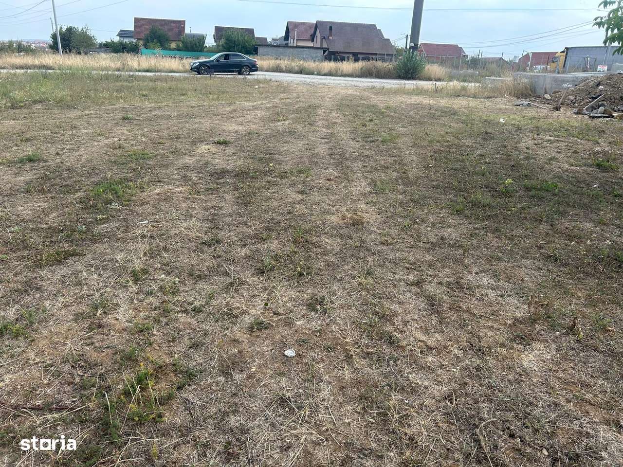 Teren 500mp Ciheiului lângă Cristal Garden intrare în Viena front 17m-2