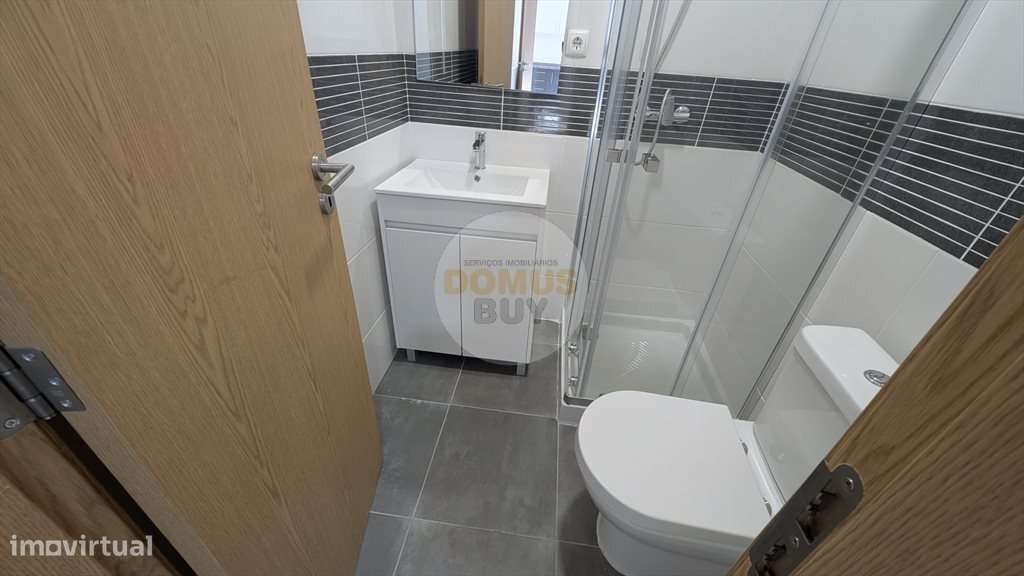 MORADIA TÉRREA T3 A ESTREAR | 2WCS  - BAIXA DA BANHEIRA-8