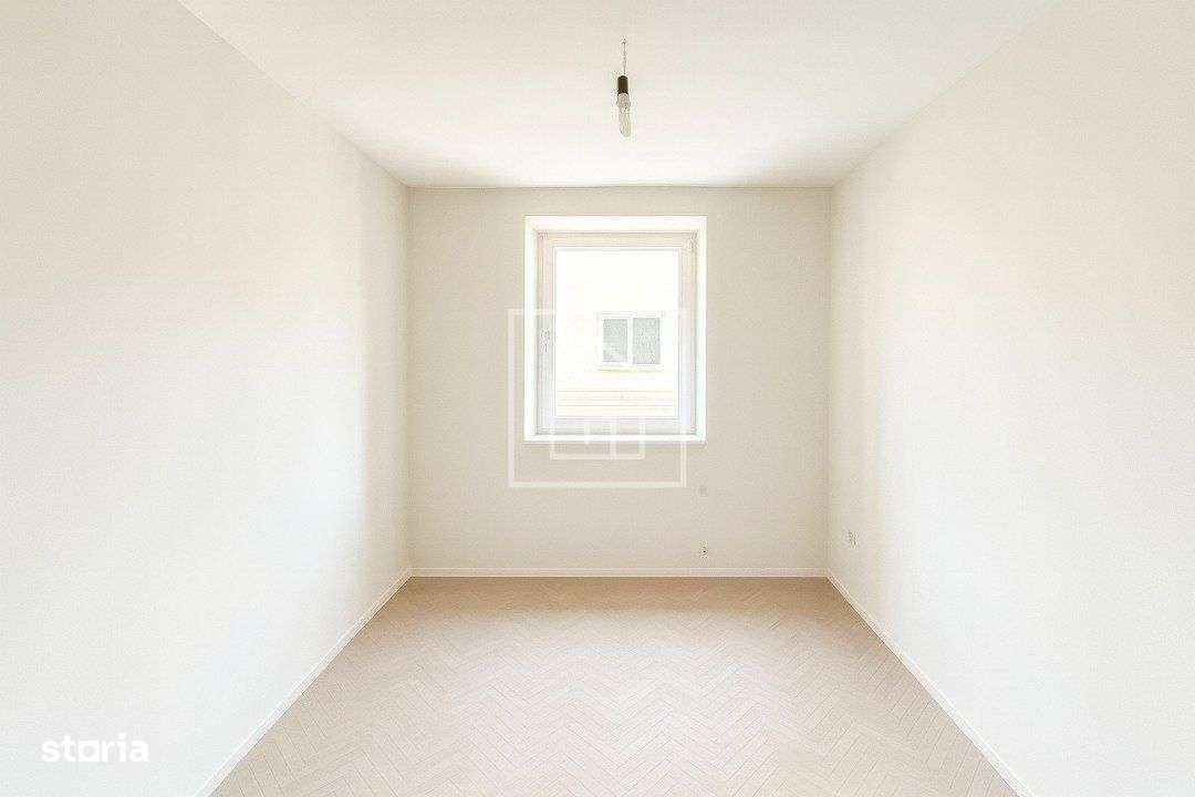 Apartament 4 camere  74 mp, curte si pivinta in Centrul Istoric SB-5