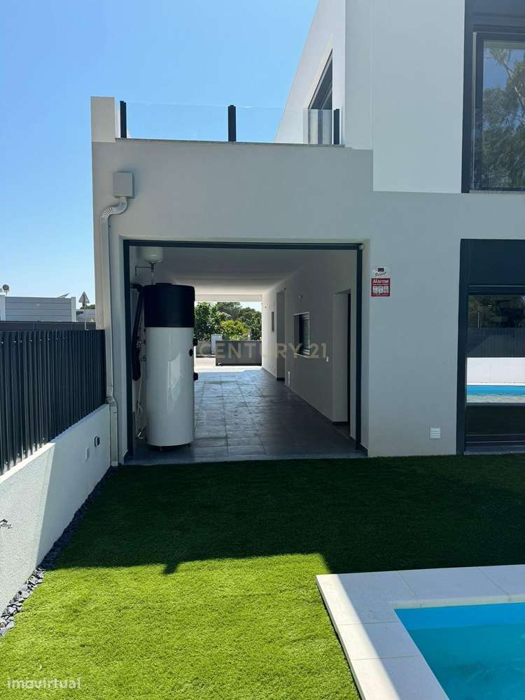 Moradia T3 de arquitetura contemporânea na Lagoa de Albufeira - Grande imagem: 4/20