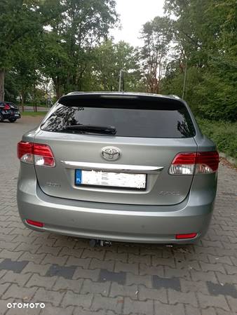 Toyota Avensis - 3