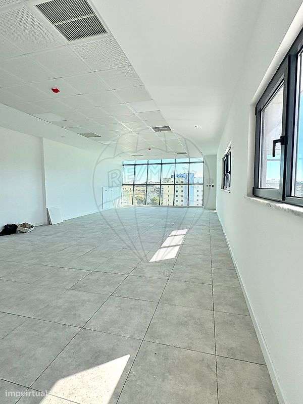 Escritório  para arrendamento - Grande imagem: 4/11