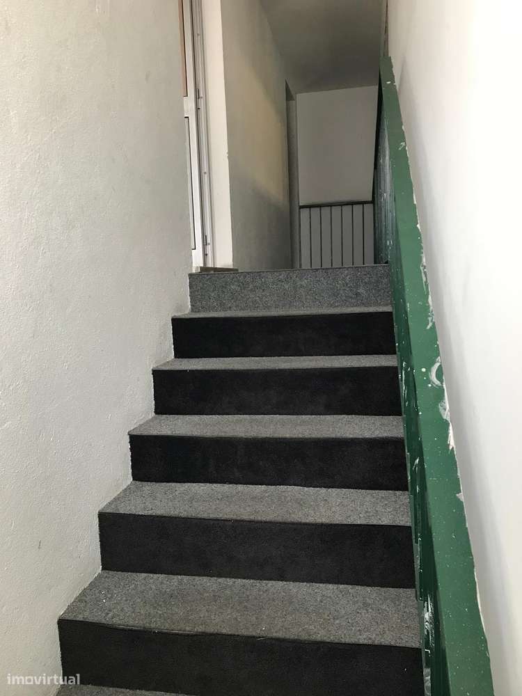 Armazém para Arrendamento  450 m² - Grande imagem: 4/22