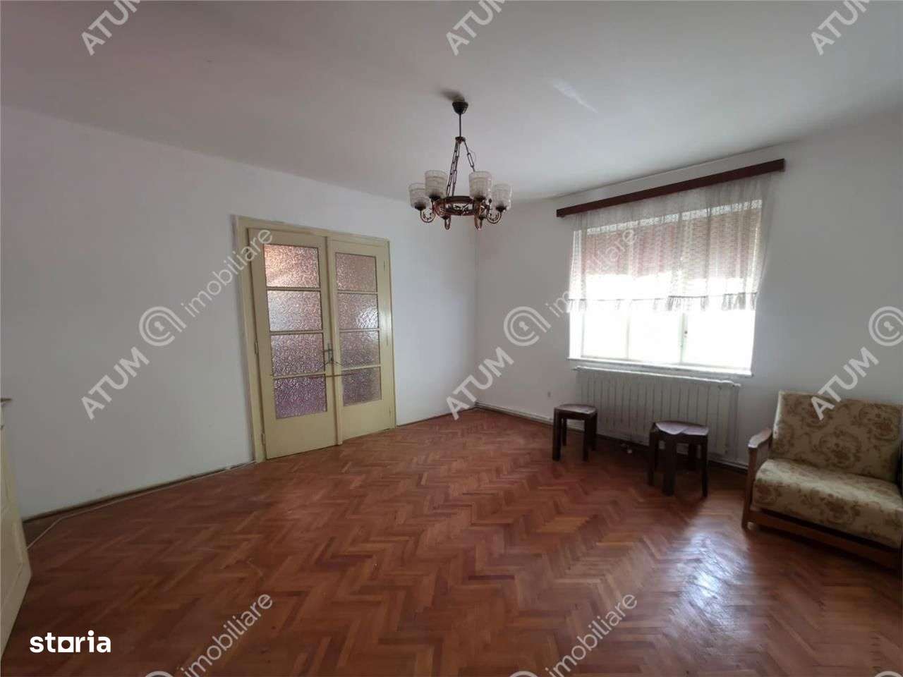 Casa cu 3 camere spatioase cu gradina in zona Calea Poplacii Sibiu - Imagine principală: 4/20