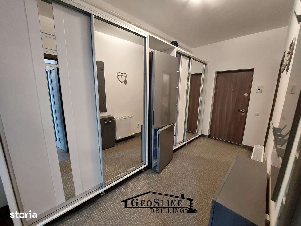 ÎNCHIRIERE Apartament decomandat Bucătărie separată Cameră Parcare - Imagine principală: 3/20