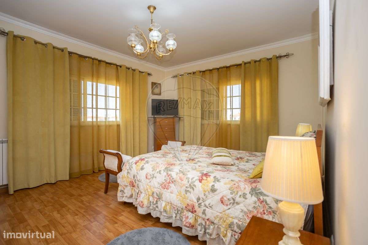 Moradia T4 para venda-35