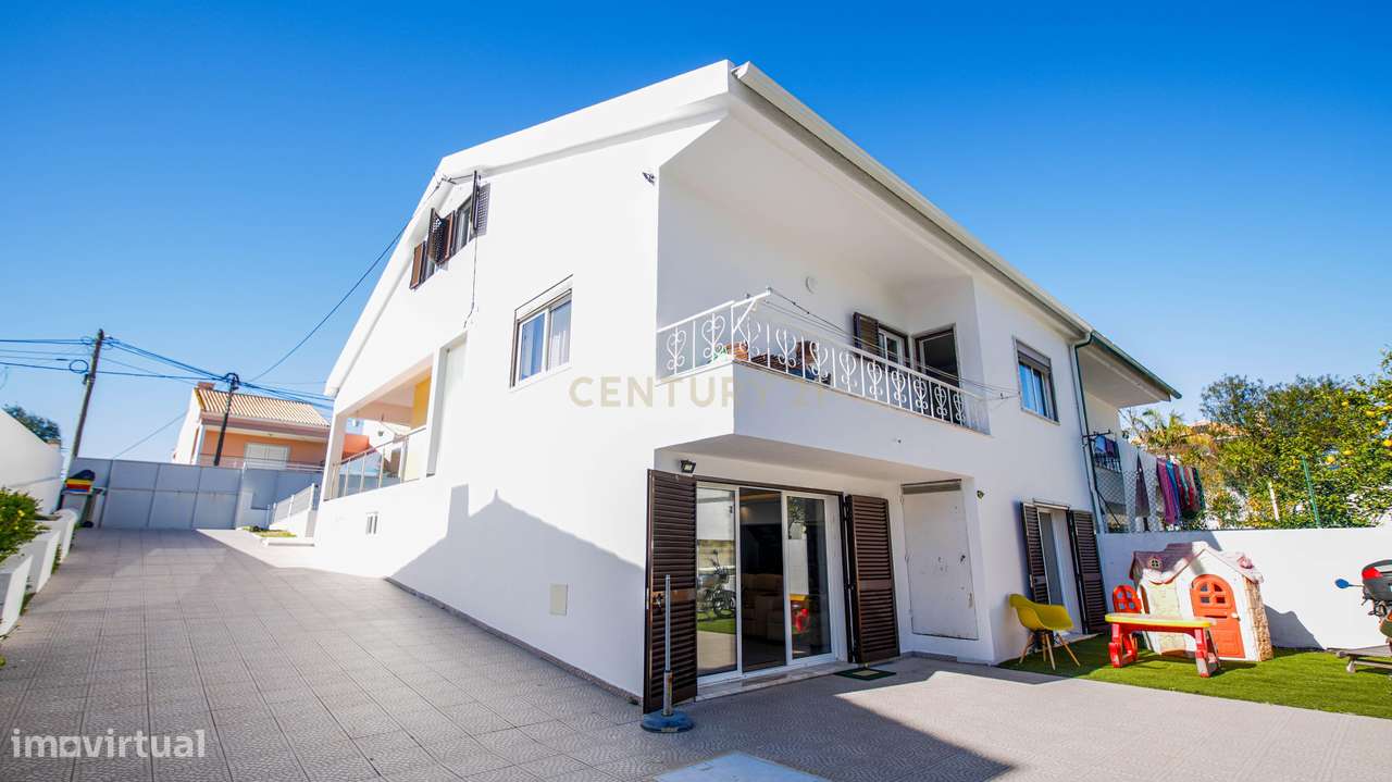 Moradia em Corroios, Seixal - Oportunidade Única! - Grande imagem: 4/36