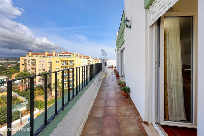 Penthouse T2 com terraço e vista panorâmica na Pedra Mourinha em Porti-17