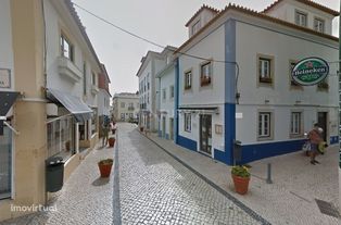 Espaço Comercial para Venda na Rua 5 de Outubro- Centro Ericeira