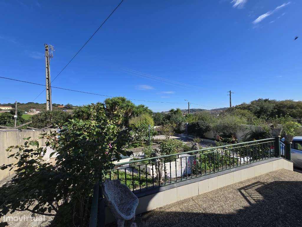 Moradia Encantadora em Almornos - Natureza, Tranquilidade e Conforto!-11