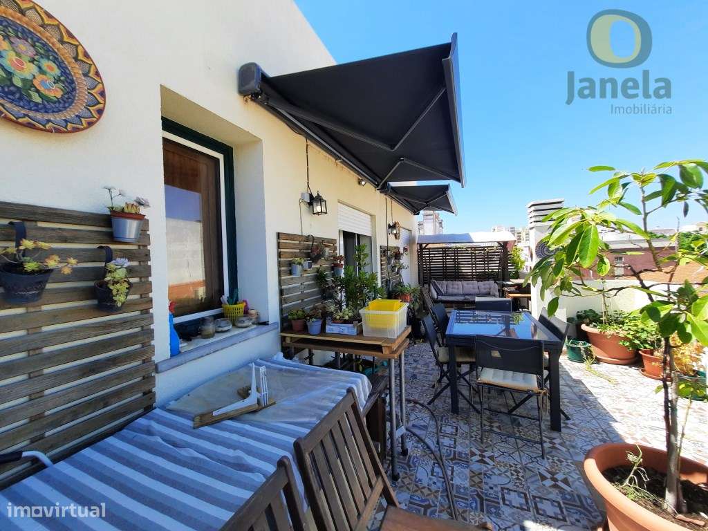 T3 Duplex na baixa de Faro, com enormes varandas - Grande imagem: 3/10