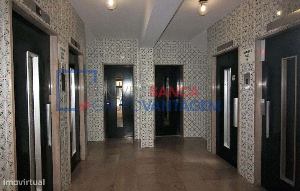 APARTAMENTO T2  - BARCELOS - Grande imagem: 2/17