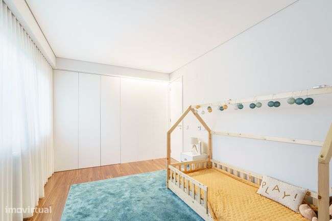 Exclusiva Moradia Individual Moderna e Luxuosa-20