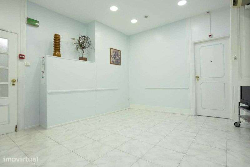 Apartamento T4 com 166m2 | Av. Almirante Reis | Lisboa - Grande imagem: 5/12