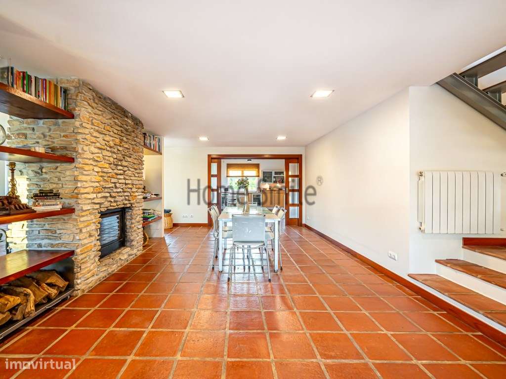 MORADIA LUXO STO ESTEVÃO. PISCINA. GARAGEM. COURT TÉNIS-24