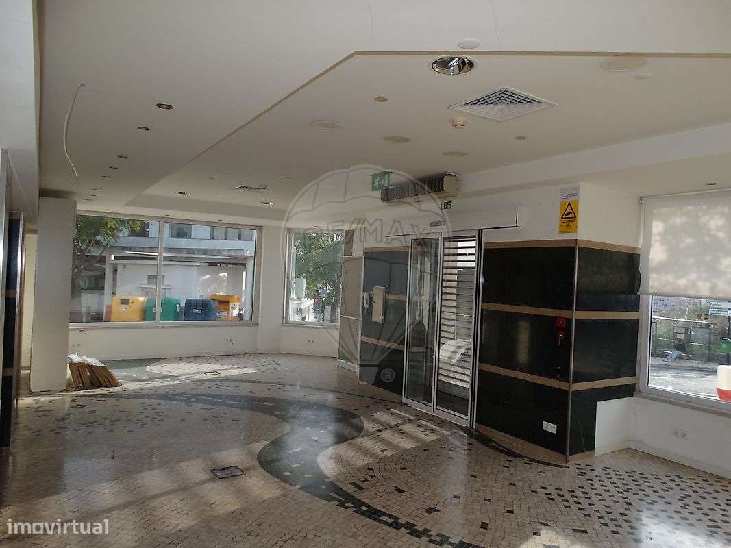 Loja  para arrendamento - Grande imagem: 5/26